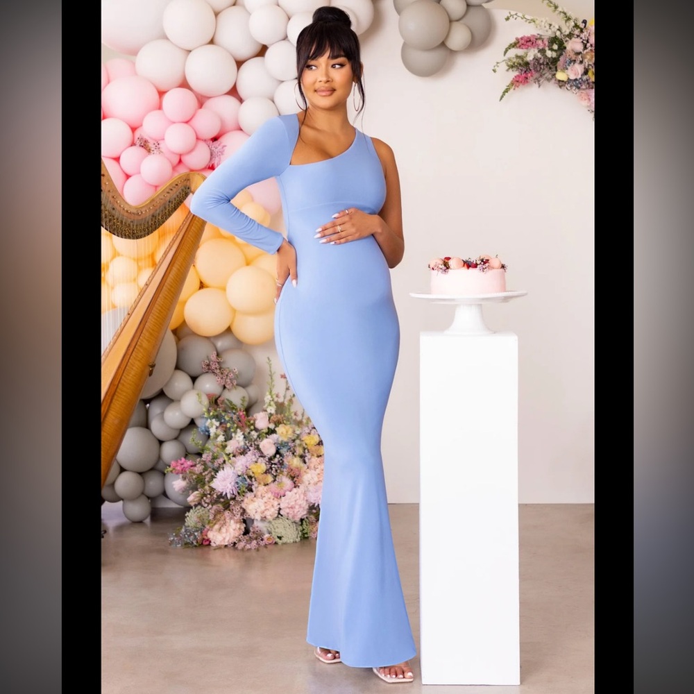 Club L London Light Blue One-Shoulder Long Sleeve Dress